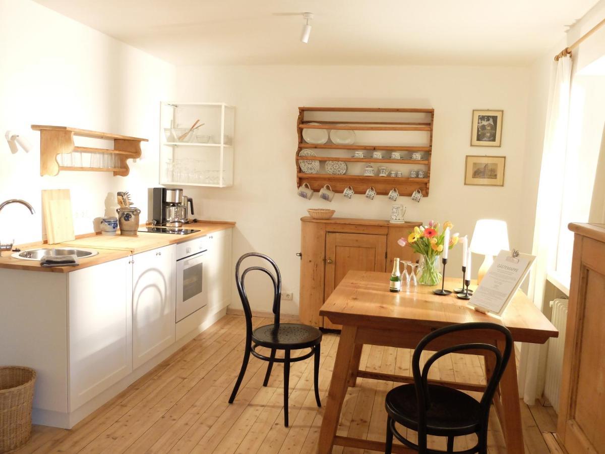 Gartenstudio-Apartment Tausendfreund - Adults Only - Am Chiemsee ブライトブルン・アム・キームゼー エクステリア 写真