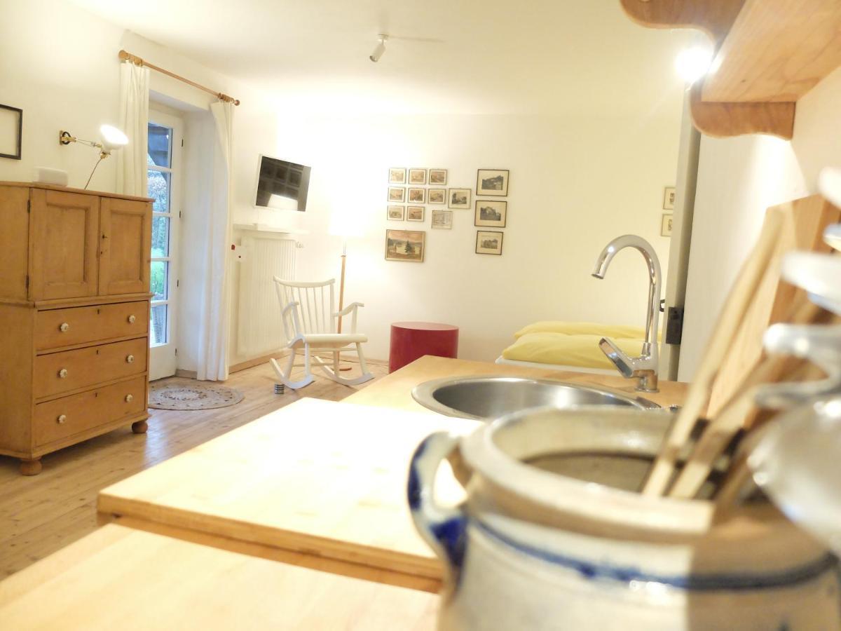 Gartenstudio-Apartment Tausendfreund - Adults Only - Am Chiemsee ブライトブルン・アム・キームゼー エクステリア 写真