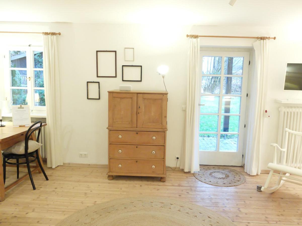 Gartenstudio-Apartment Tausendfreund - Adults Only - Am Chiemsee ブライトブルン・アム・キームゼー エクステリア 写真